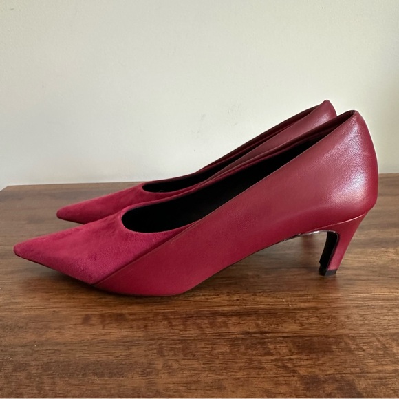 NWOT. AngelaChiara Venezia Women's Pink Suede Heels. Size 6 - Picture 9 of 11
